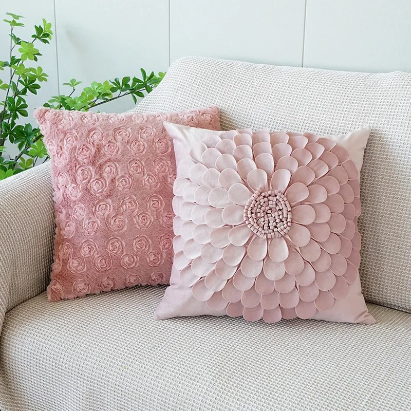 Rosa Kissenbezug mit Blumenmuster – Dekorative Kissenhülle für Wohnzimmer und Kinderzimmer | Karnz