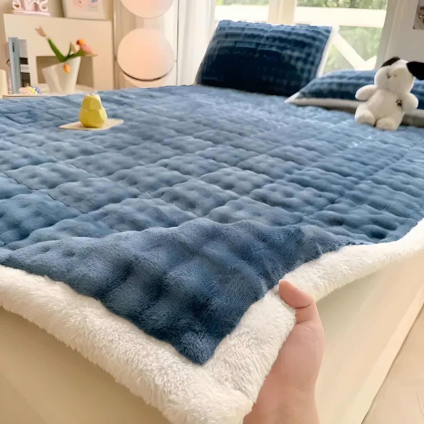 VelvetRest Bettwäsche - Wärmerer Winter Milchvelours Anti-Rutsch Matratzenbezug | Karnz