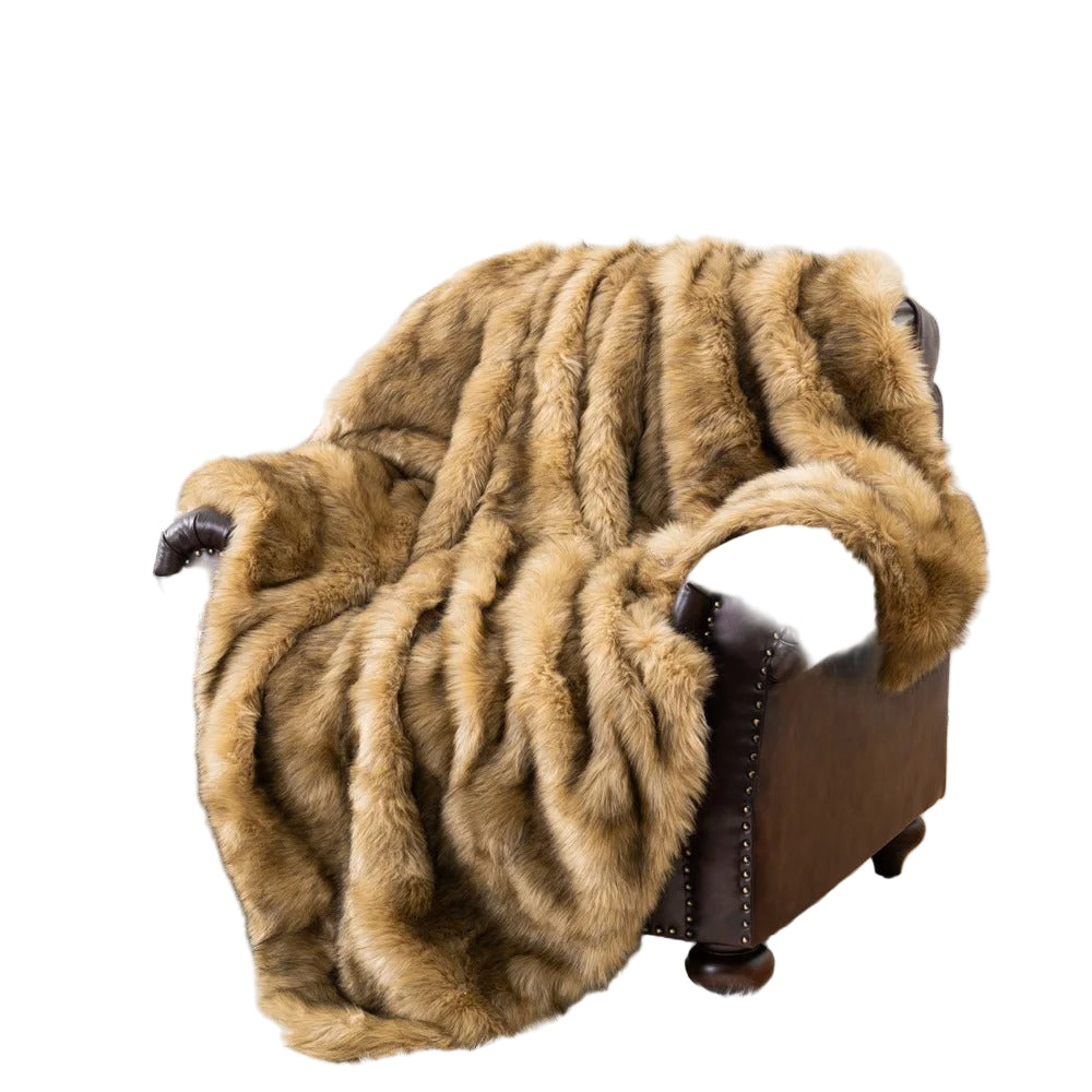 Weiche und flauschige Winterdecke mit zartem Fellmuster für höchsten Komfort