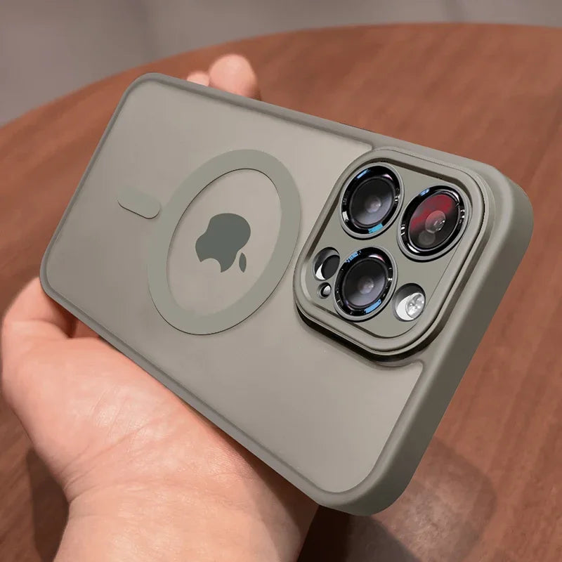 Matte Armor Magnethülle mit Stoßschutz und MagSafe-Unterstützung – 1+1 GRATIS