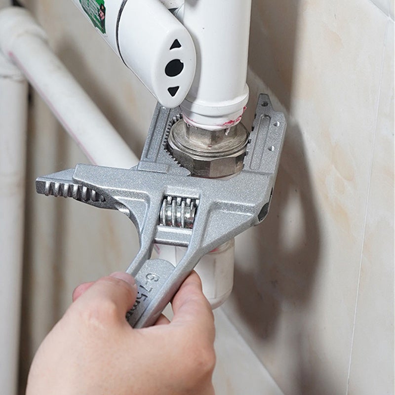 Multifunctional bathroom key tool | Karnz