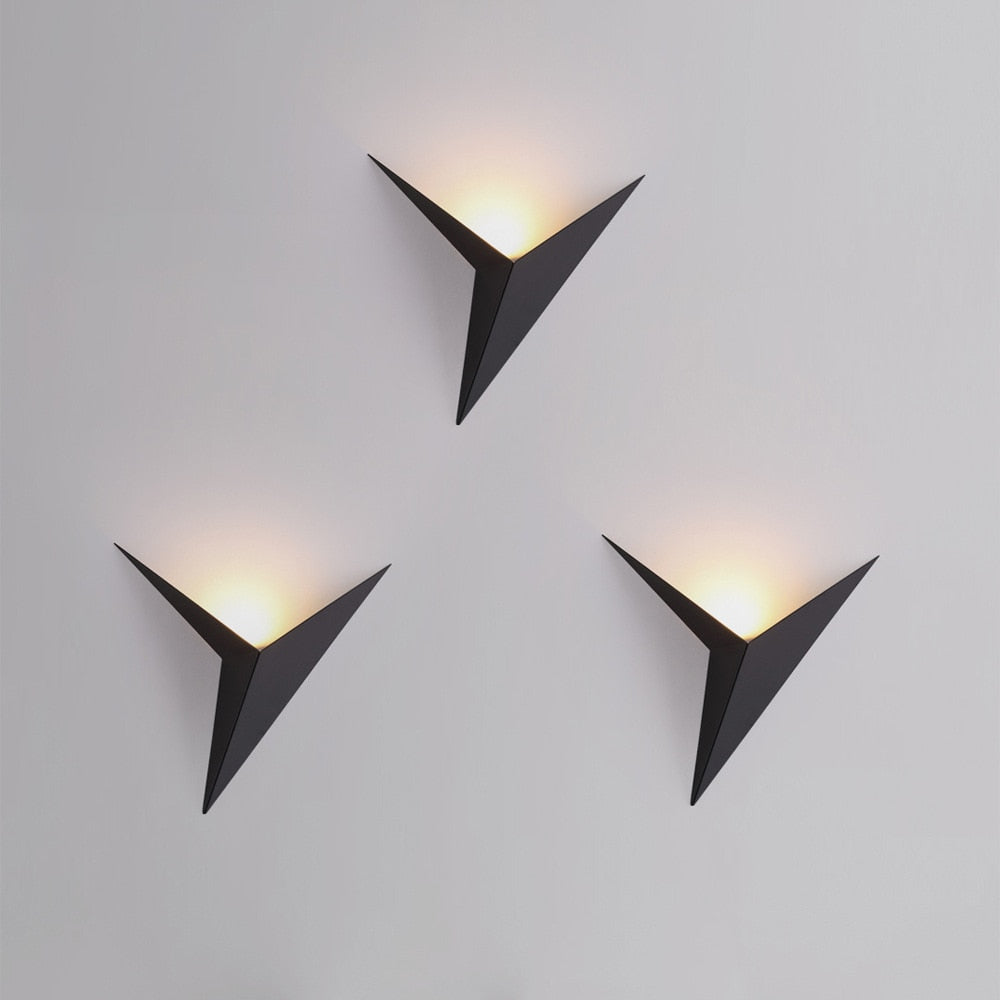 Karnz | Trigon Wandlampe