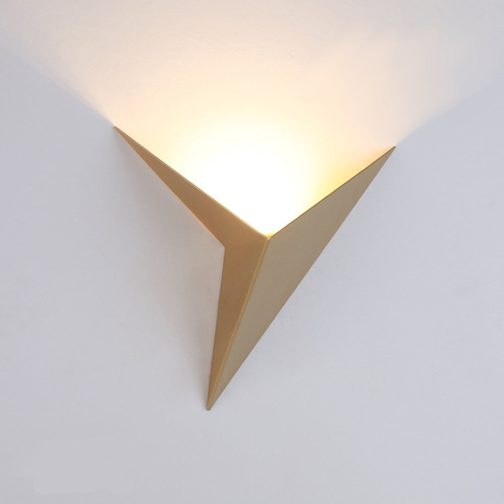 Karnz | Trigon Wandlampe