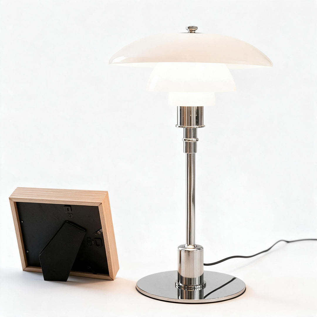 Nordische Tischlampe aus Glas – Minimalistische LED-Tischleuchte, modern und elegant, ideal für Büro- und Wohnräume | Karnz
