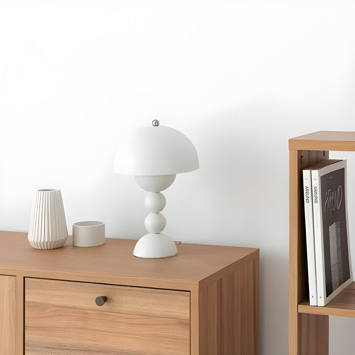 Skandinavische Design Tischlampe - FloraGlow | Karnz