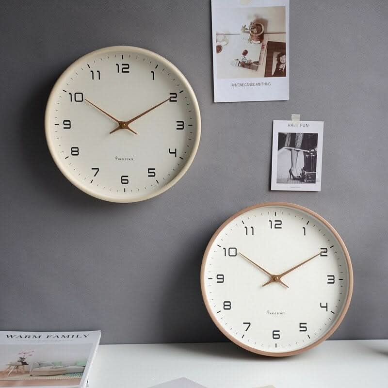 NordicTime Holz Wanduhr Lautlos Skandinavisch | Karnz