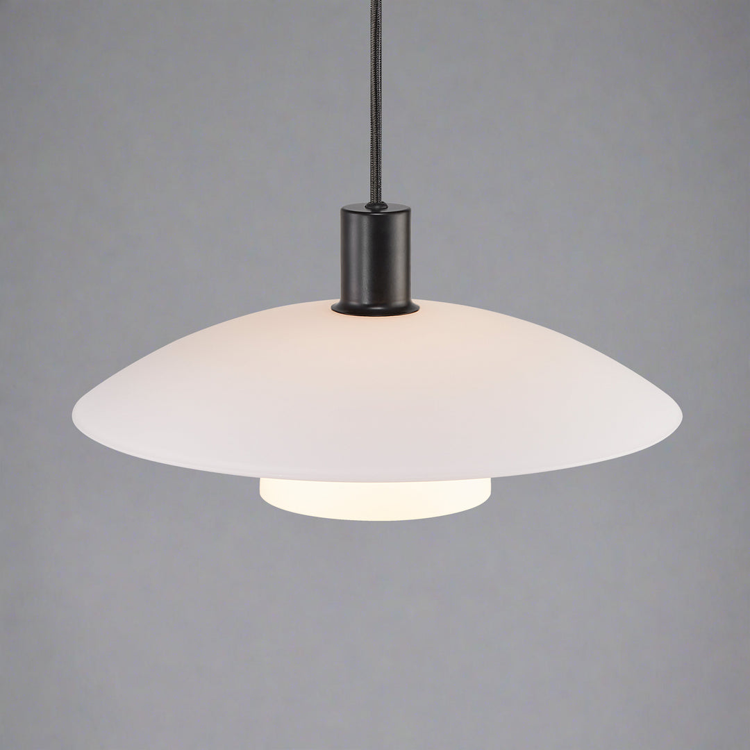 Ezri Pendelleuchte – Klassisches skandinavisches Design