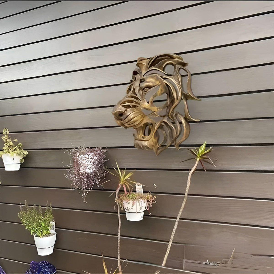 Exquisite vergoldete Löwenkopf Wandskulptur Karnz