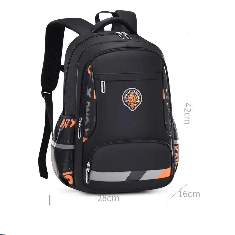 Sandsberg | Schulrucksack für Jungen | Orthopädisch & Wasserdicht | Mehrere Farben