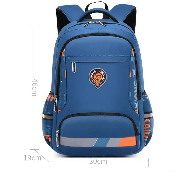 Sandsberg | Schulrucksack für Jungen | Orthopädisch & Wasserdicht | Mehrere Farben