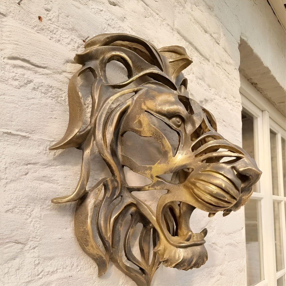 Exquisite vergoldete Löwenkopf Wandskulptur Karnz