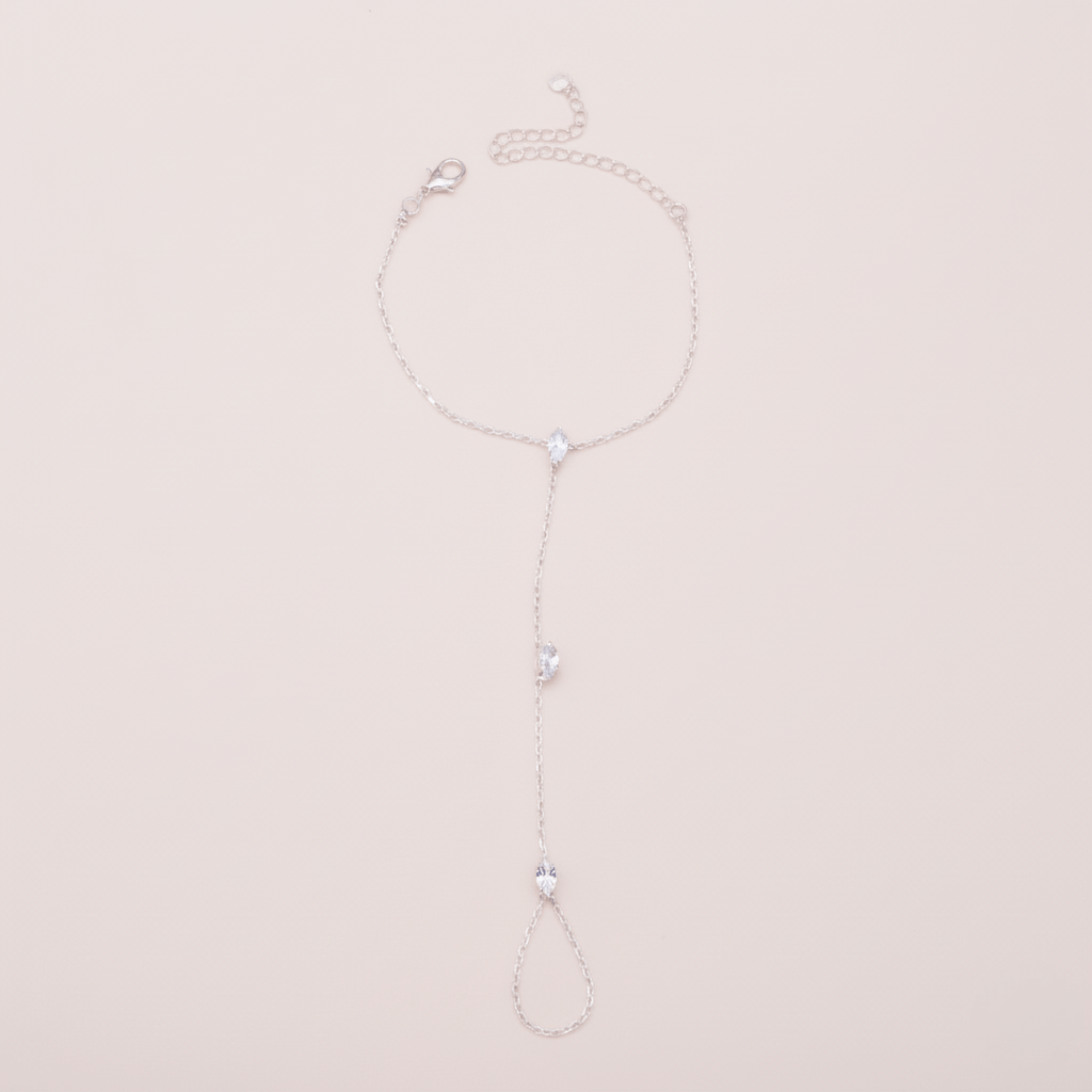 PalmGrace – Verstellbares Fingerring-Armband mit strahlenden Kristallen