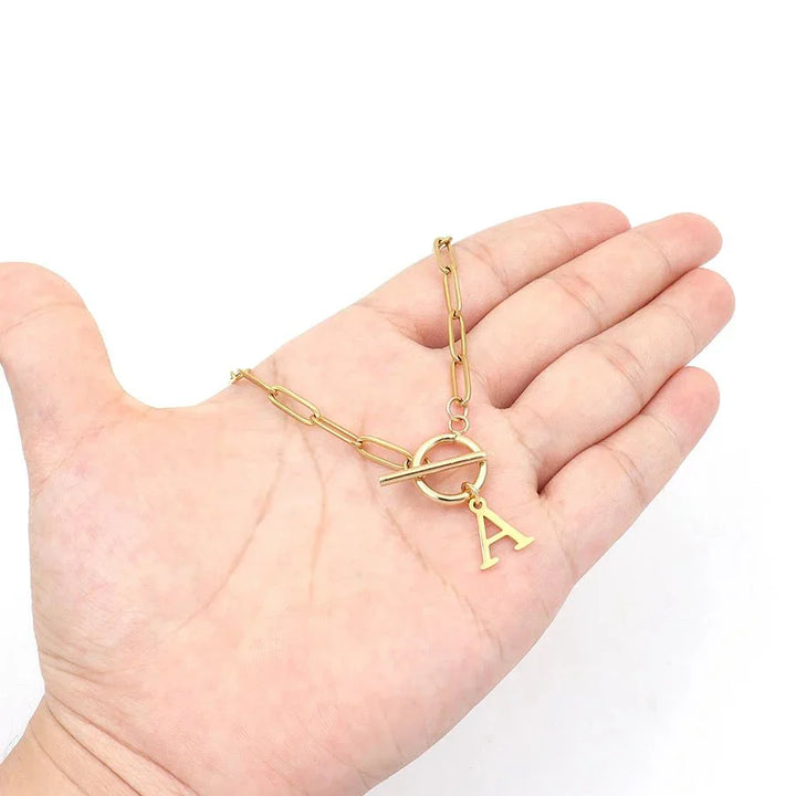 Karnz | Paperclip Buchstaben Initial Kreis Schloss Halskette