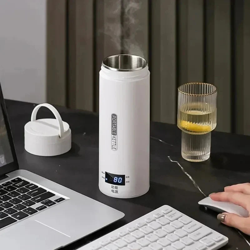 Tragbarer elektrischer Wasserkocher aus Edelstahl mit Thermo-Becher | Karnz