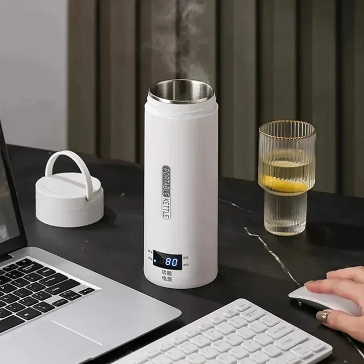 Tragbarer elektrischer Wasserkocher aus Edelstahl mit Thermo-Becher | Karnz