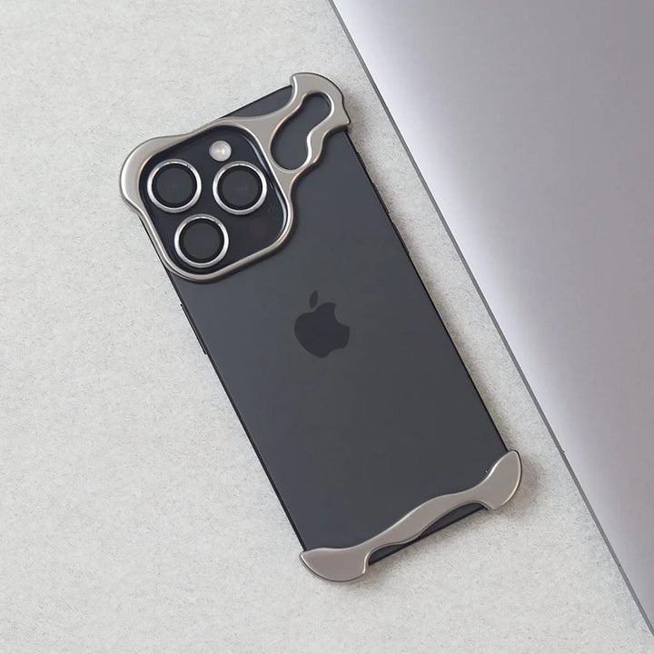 Ultra-slim Premium iPhone-Hülle - Unsichtbarer Schutz gegen Kratzer und Stöße | Karnz