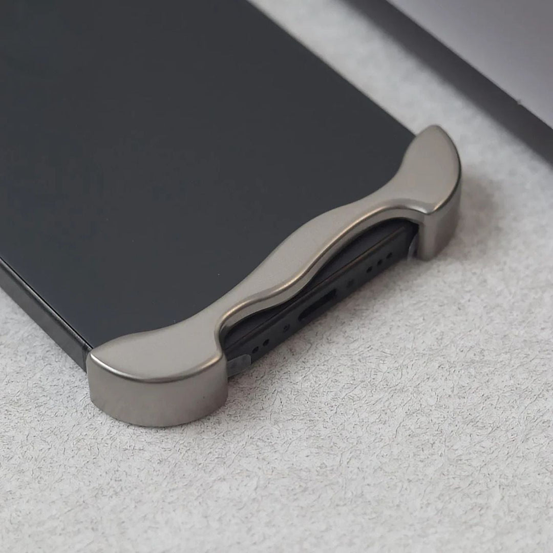 Ultra-slim Premium iPhone-Hülle - Unsichtbarer Schutz gegen Kratzer und Stöße | Karnz