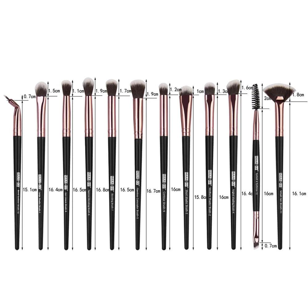 Set aus 12 professionellen Make-Up-Pinseln | Karnz