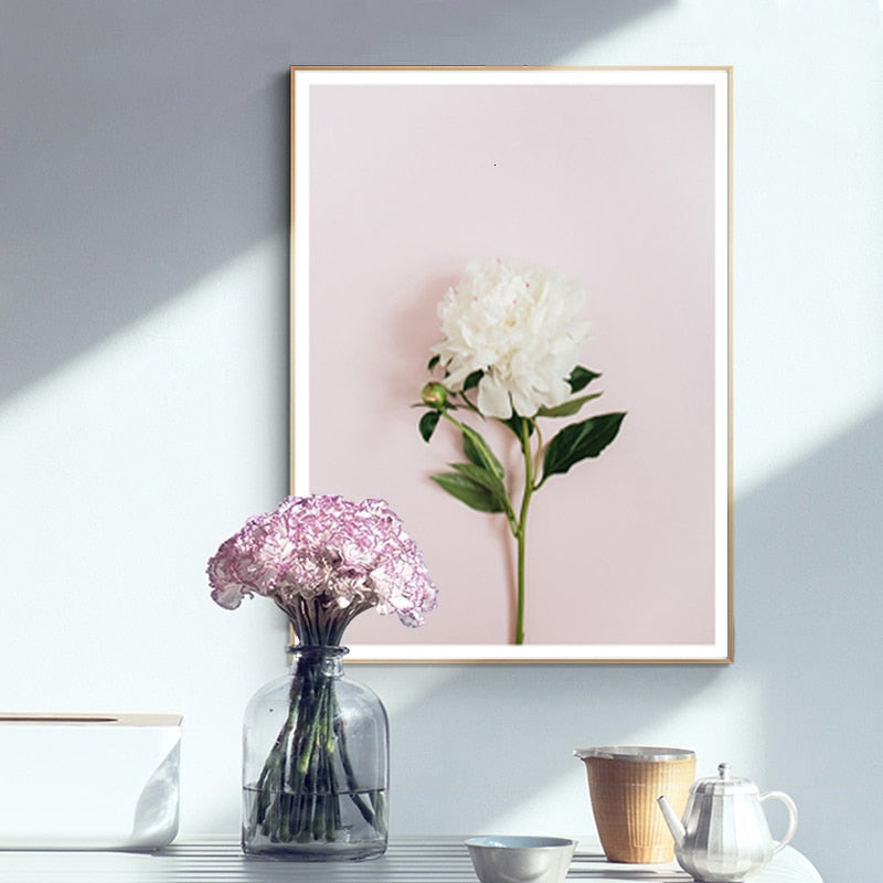 Modernes Wandbild mit rosa Blumen, grünen Blättern und Schriftzug - Leinwandbild