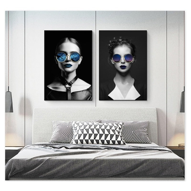 Wandbild mit Frauenfigur – Leinwandgemälde