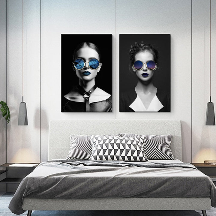 Wandbild mit Frauenfigur – Leinwandgemälde