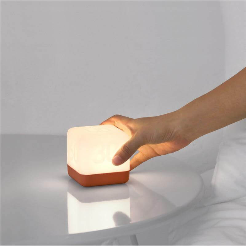 Elegante kreative aufladbare quadratische Nachttischlampe | Karnz