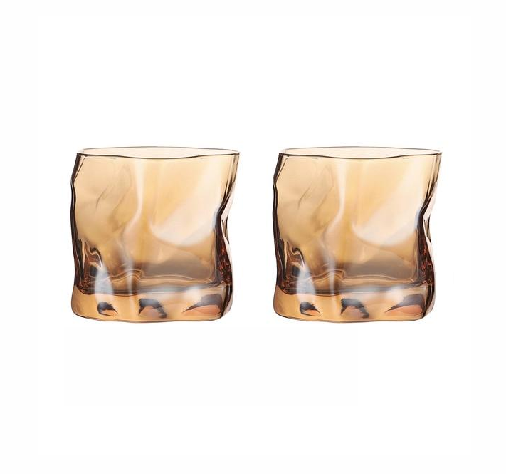 Whiskyglas-Set mit verzerrter Textur