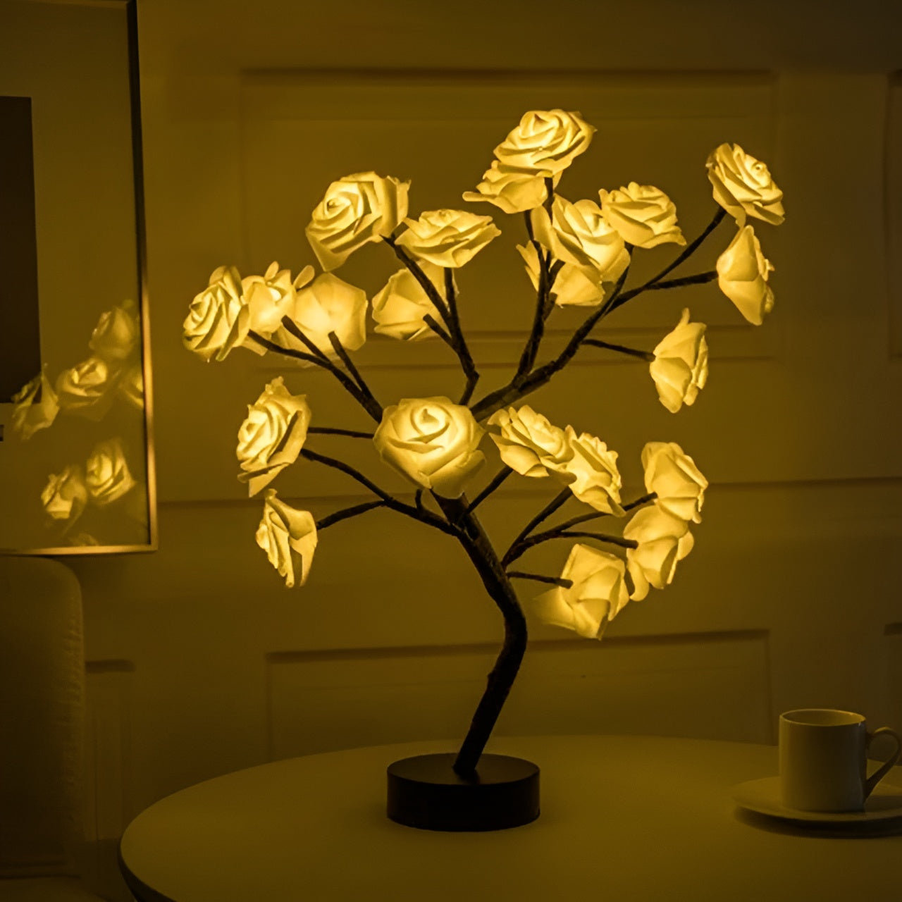 Beleuchteter Rosenbaum - LumiRose | Karnz