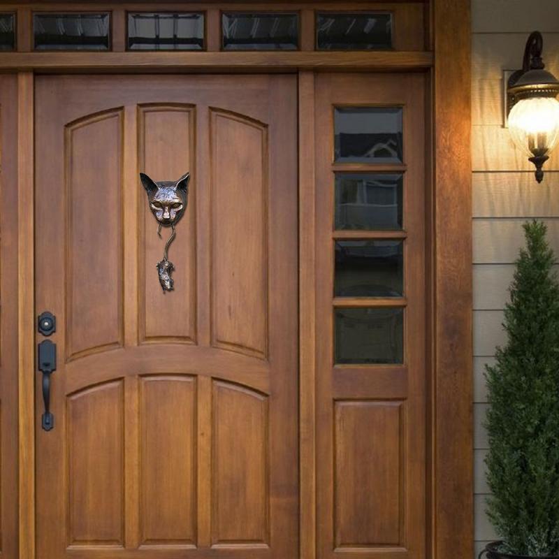 Kreativer Türklopfer aus Metall mit Katzen- und Mausmotiv