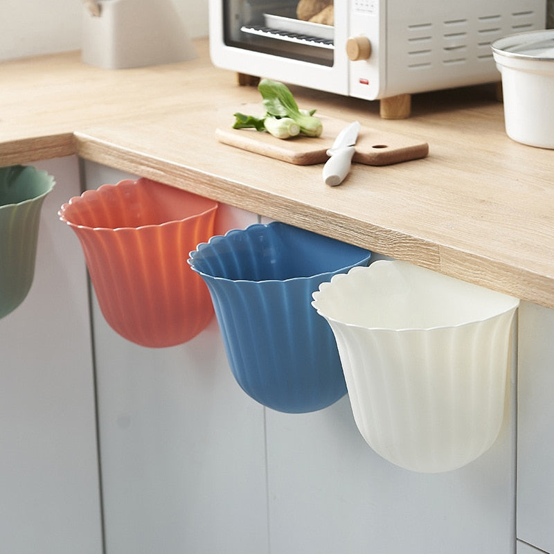 Nordic Flower Shape Hanging Trash Can | Karnz