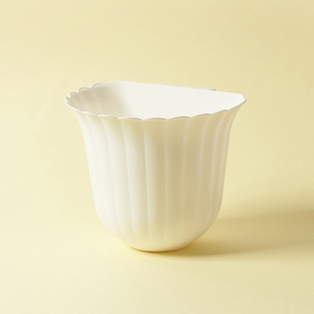 Nordic Flower Shape Hanging Trash Can | Karnz