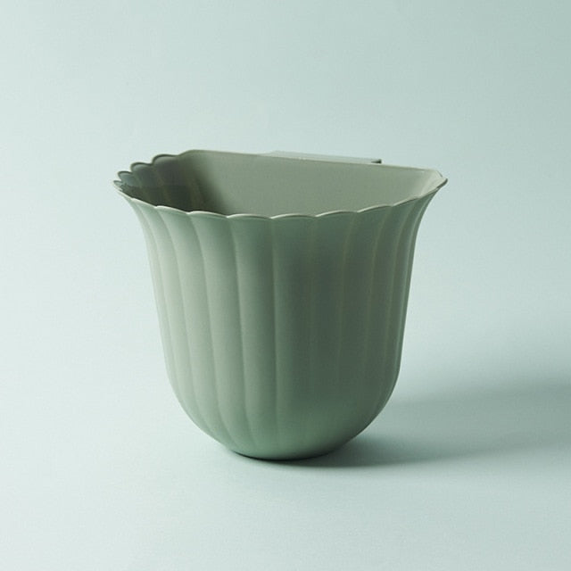 Nordic Flower Shape Hanging Trash Can | Karnz