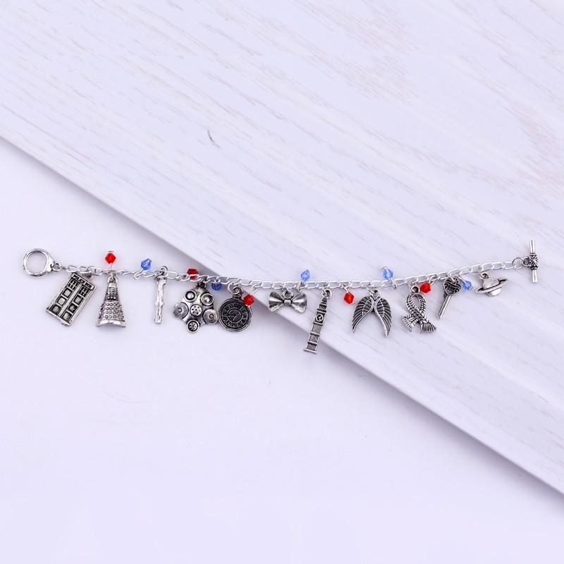 Doctor Who Charm-Armband | Karnz