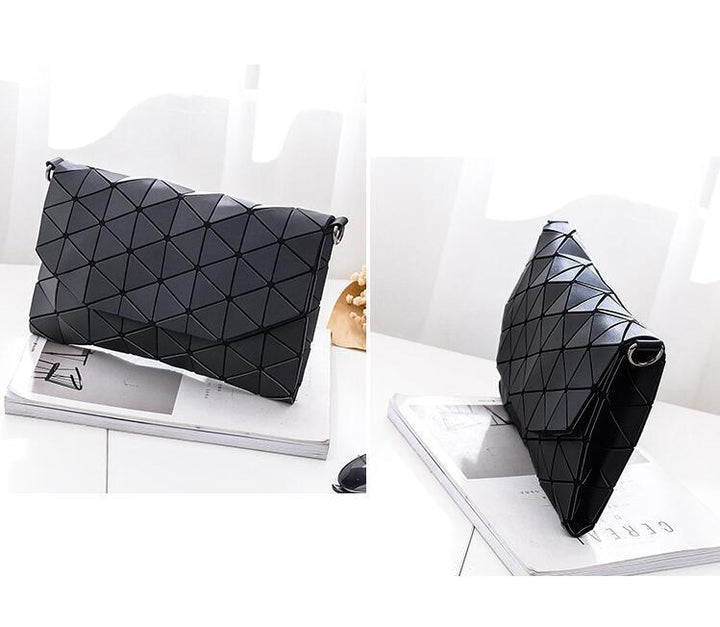 Abstract Geometric Matte Schultertasche | Karnz