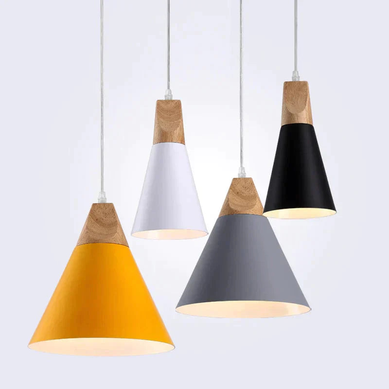 Moderne LED-Holzpendelleuchte – farbige Hängeleuchte aus Aluminium mit E27-Fassung