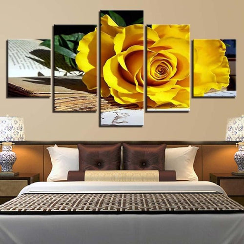 Fallen Yellow Rose - Leinwand Wandkunst Gemälde