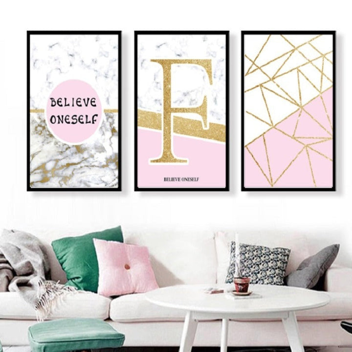 Moderne abstrakte Geometrie, goldene Buchstaben – Leinwandbild