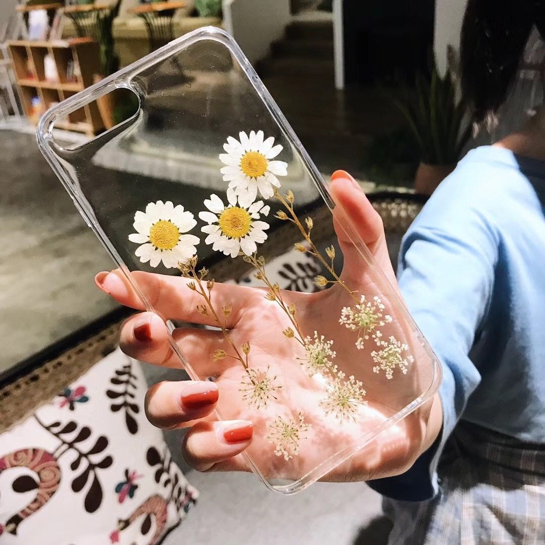 DaisyOats - Echte Trockenblumen iPhone Hülle | Karnz