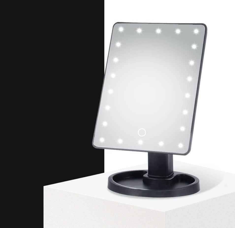 LED-Lichtrahmen Make-Up Spiegel | Karnz