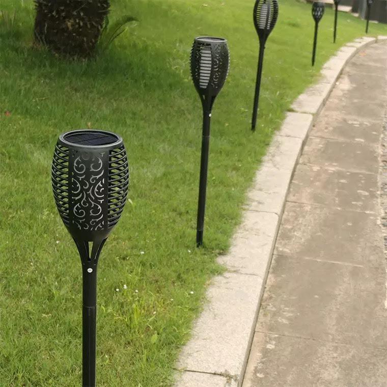 LED Solar Gartentorpedos Deluxe 96 LED (4 Stück) | Karnz
