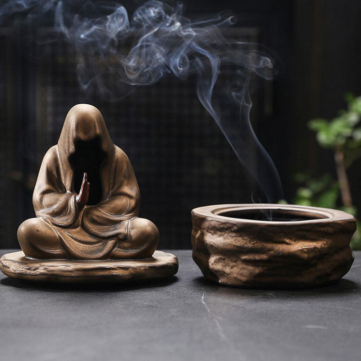 Meditative Mönch Räuchergefäß