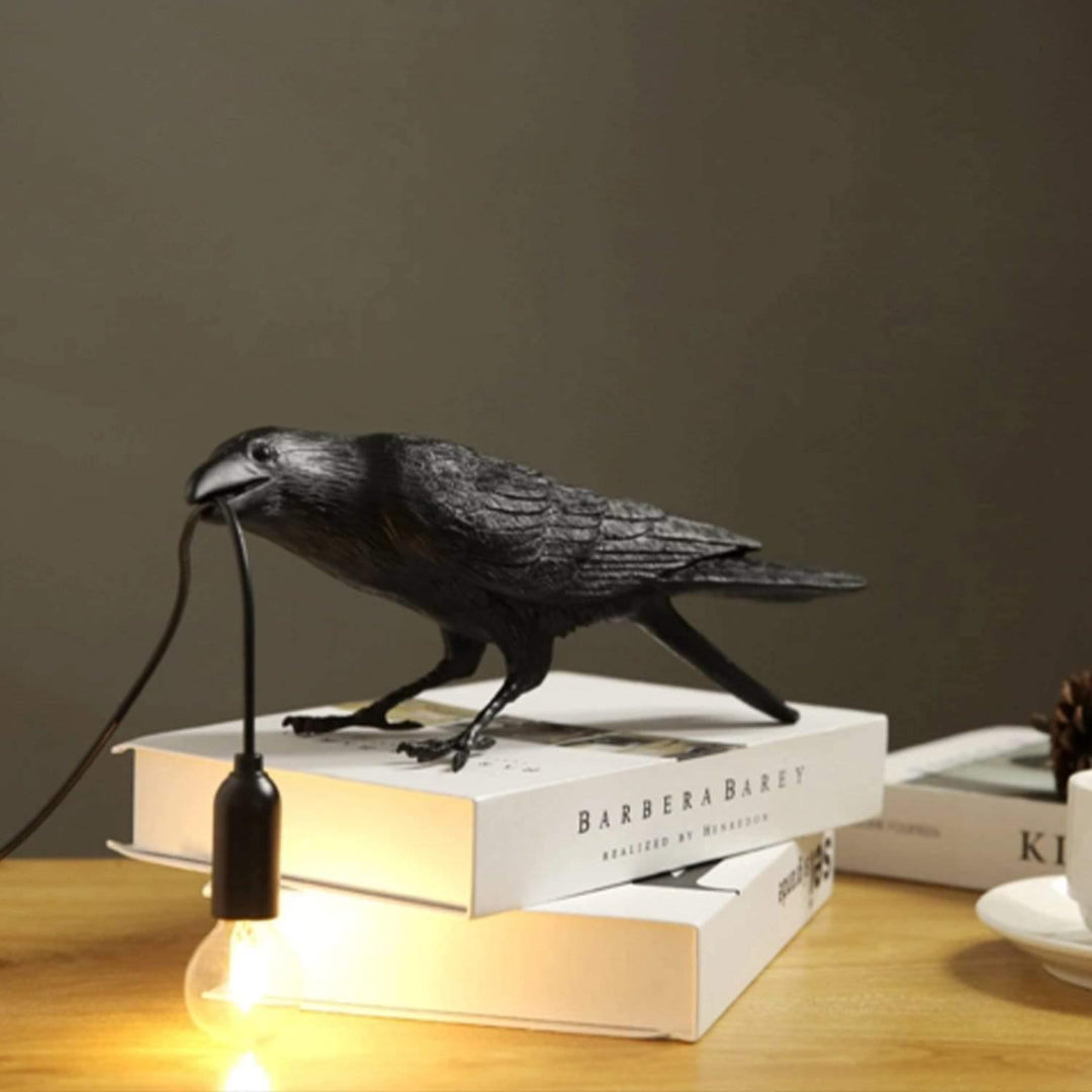 Die Rabenvogel-Lampe
