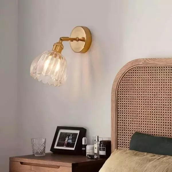 Retro – Wandleuchte in Tulpenform aus Glas