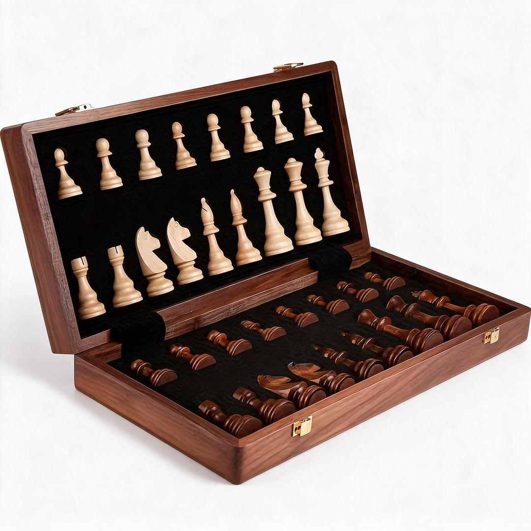 RoyalWood Luxus Schachset – Schachbrett aus massivem Holz mit fein detaillierten Figuren | Karnz
