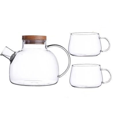 Skandinavisches Glas-Teekannen-Set