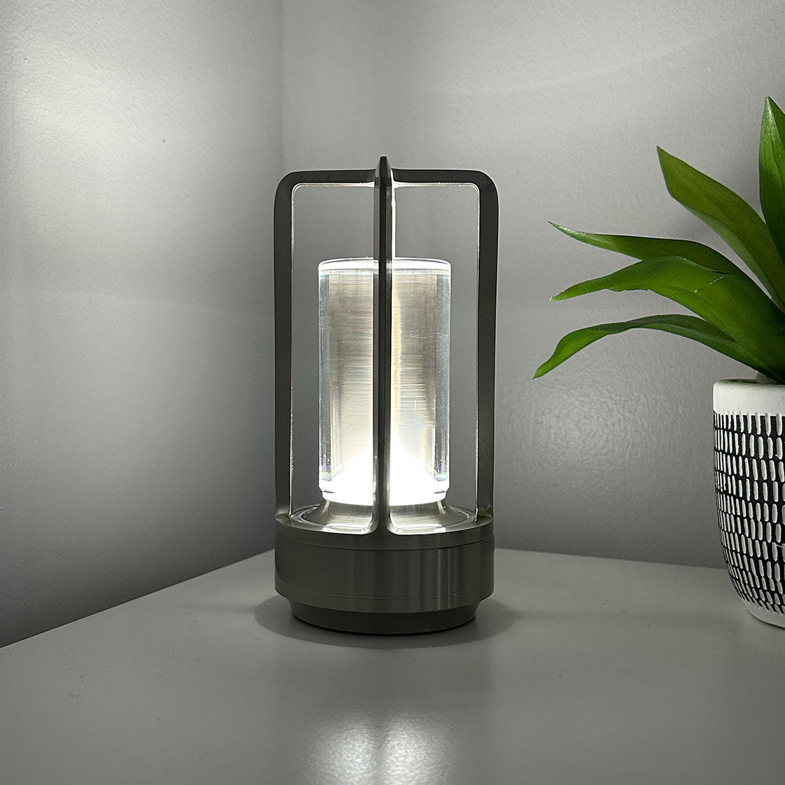 Drahtlose Vintage Laterne Tischlampe | Karnz