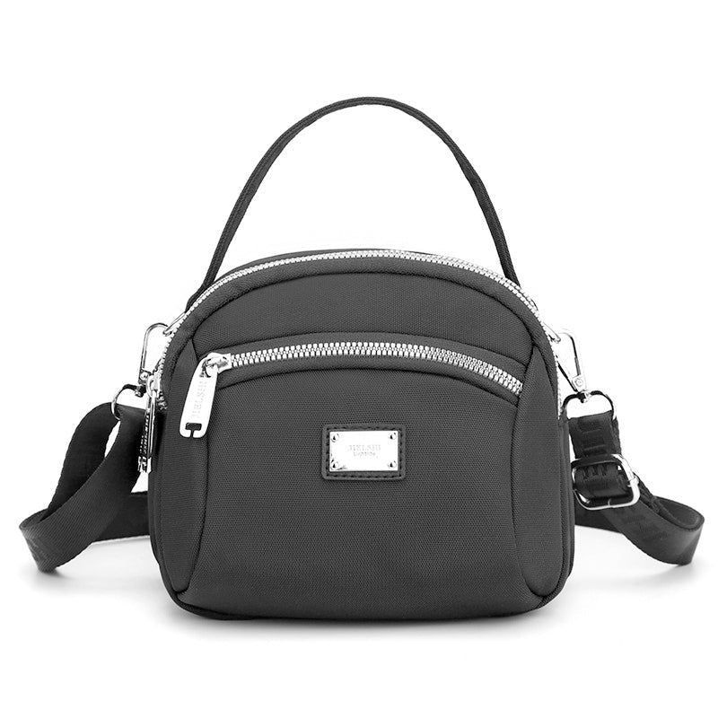 Leichte Schultertasche aus robustem Nylon