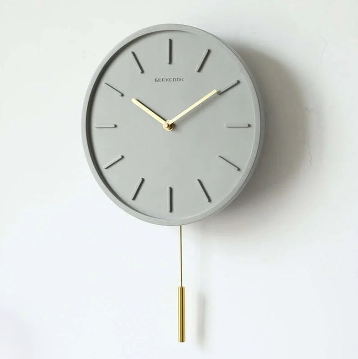 Nordic Zement Wanduhr mit Metallpendel | Minimalistische skandinavische Uhr für modernes Interieur | Karnz