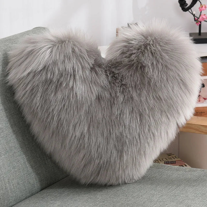 Weiches Herzförmiges Flauschiges Sofakissen aus Soft-Polyester | Karnz