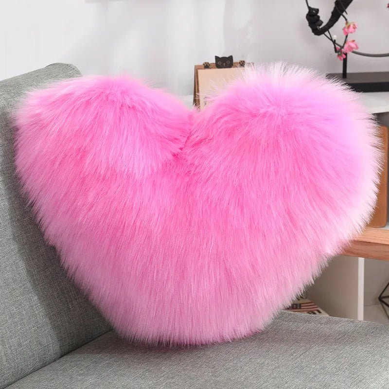 Weiches Herzförmiges Flauschiges Sofakissen aus Soft-Polyester | Karnz